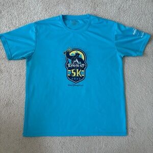 RunDisney Men’s 2022 Everest Blue T-Shirt